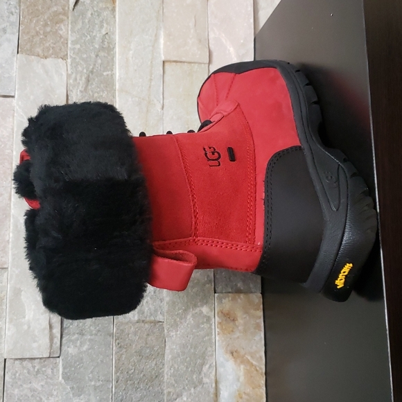 UGG Men's Butte Snow Boot - Picture 4 of 6